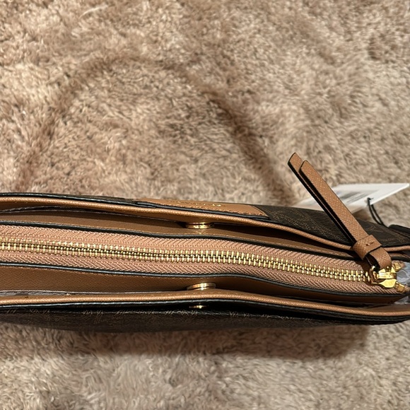 NWT Calvin Klein, shoulder bag, handbag purse, mother’s flowers roses, brown - Picture 5 of 15